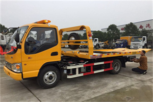 龙游哪里有拖车服务