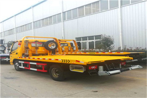 龙游附近拖车救援搭电